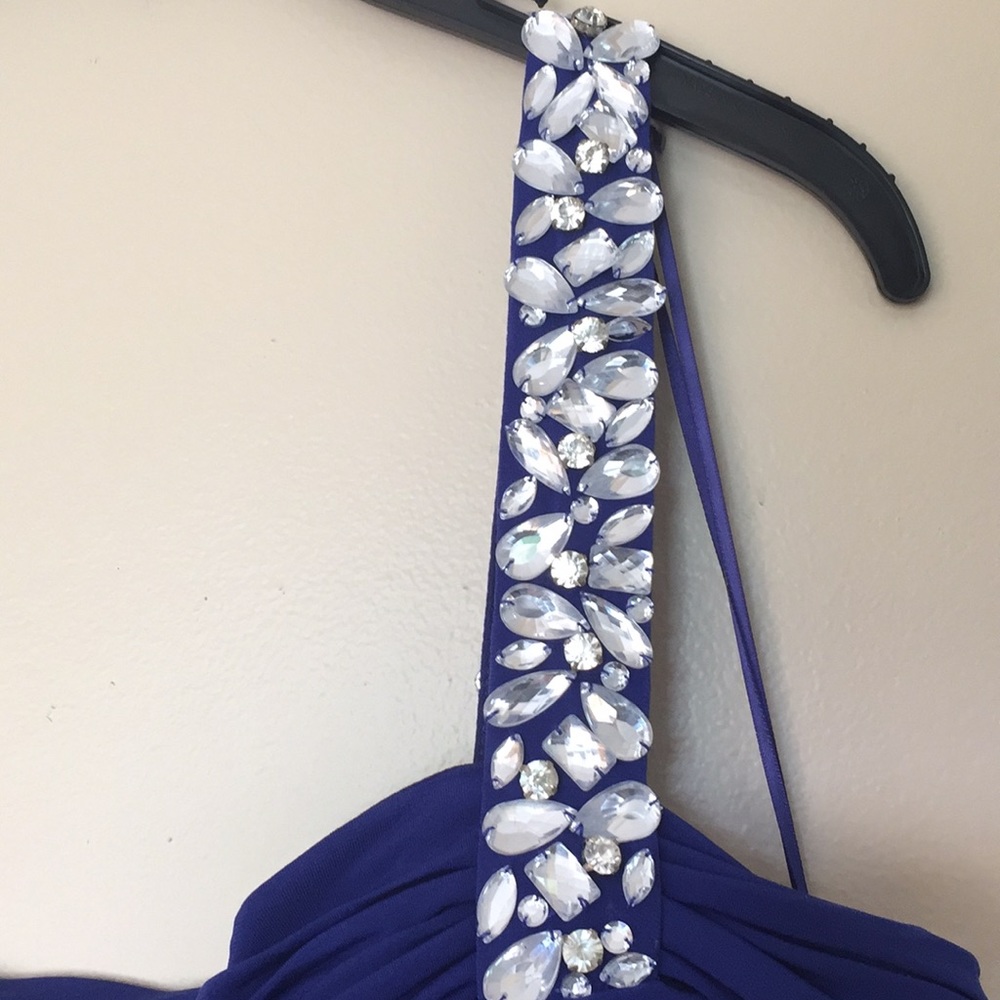 Classy Sapphire Blue Formal Evening Gown Dress - Picture 2 of 7
